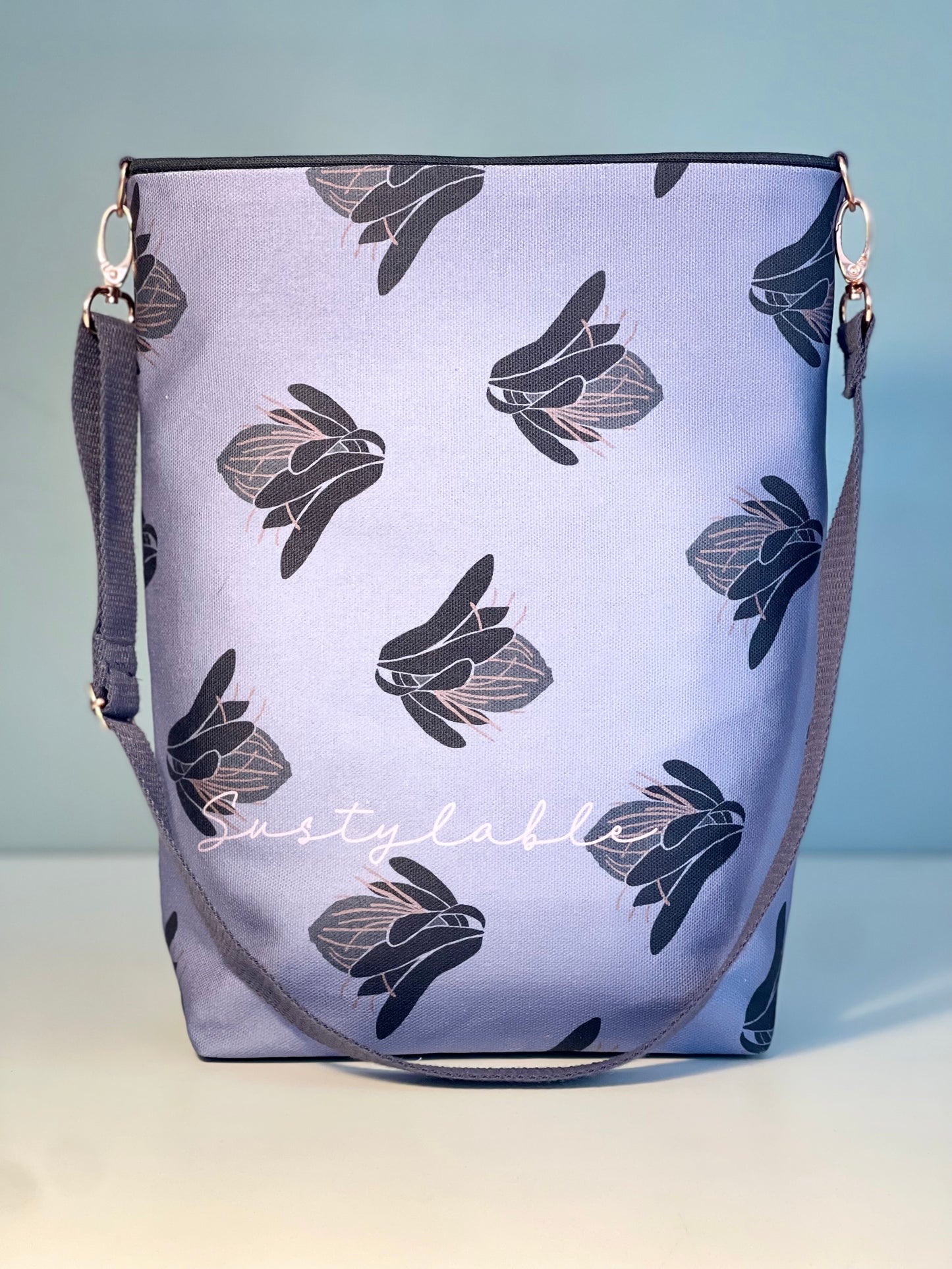 005 Organic Cotton Protea Bags