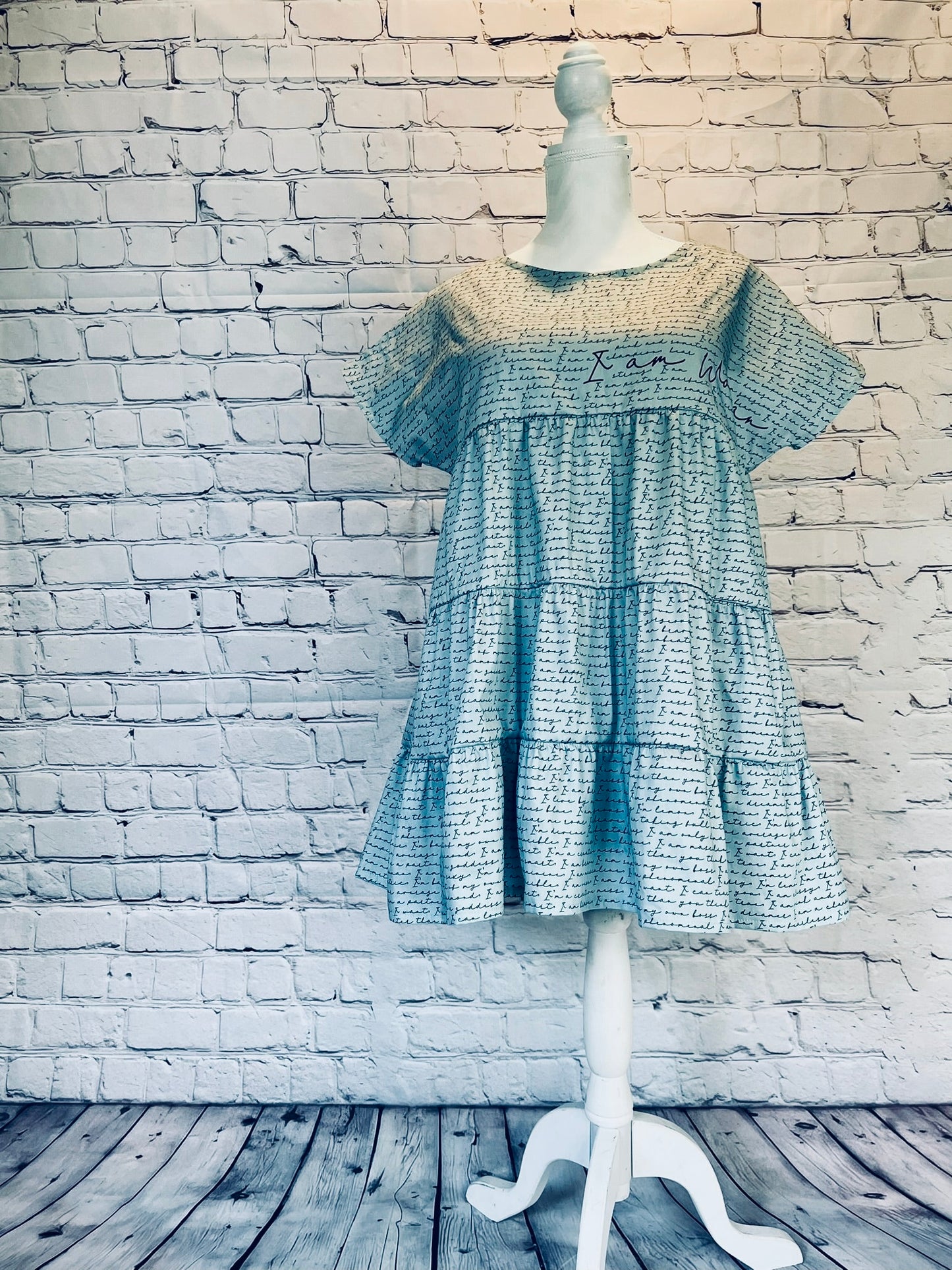 032 DESIGN YOUR OWN Organic Cotton “I am Woman” Dress